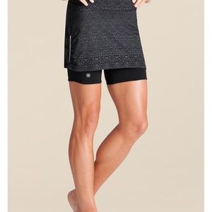 Athleta Maluka Contender Skort Skirt Short Active